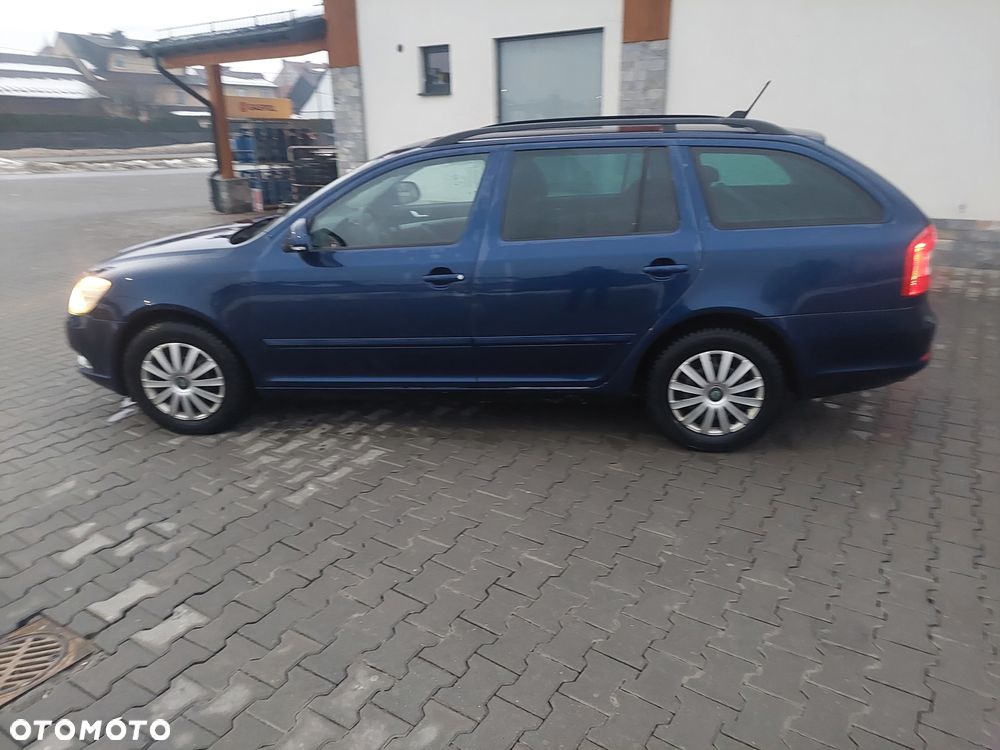 Skoda Octavia 1.6 TDI DPF Elegance - 3