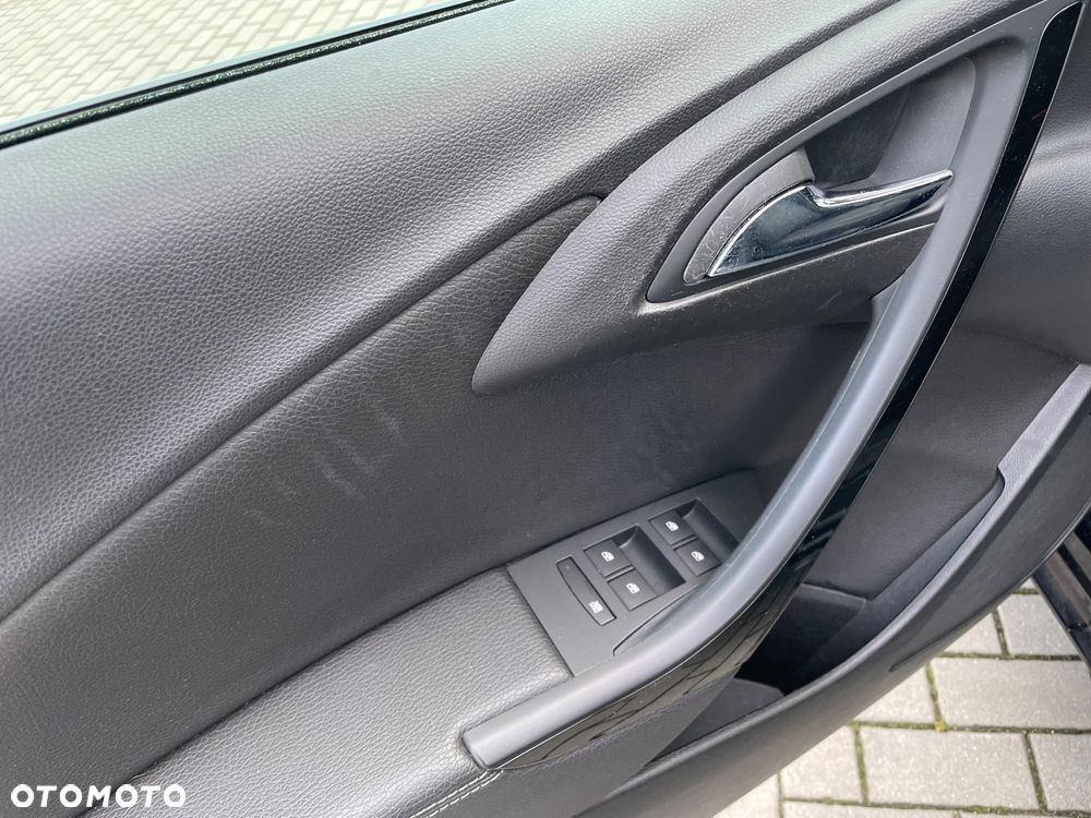 Opel Astra 1.6 CDTI DPF ecoFLEX TourerStart/Stop Exklusiv - 10