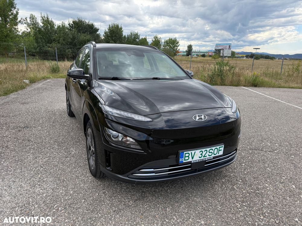 Hyundai KONA - 2