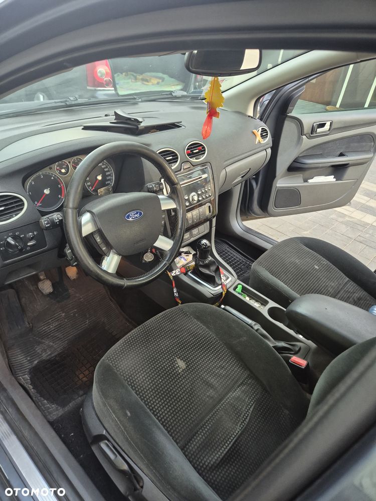 Ford Focus 1.6 TDCi Ghia - 4