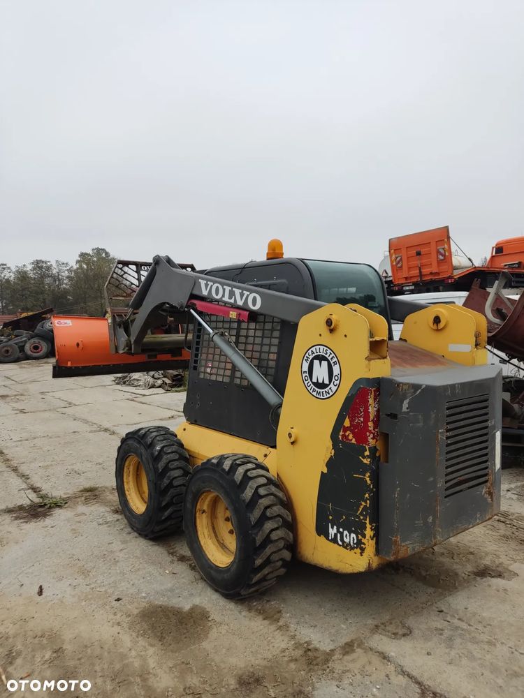 Volvo MC90 - 2
