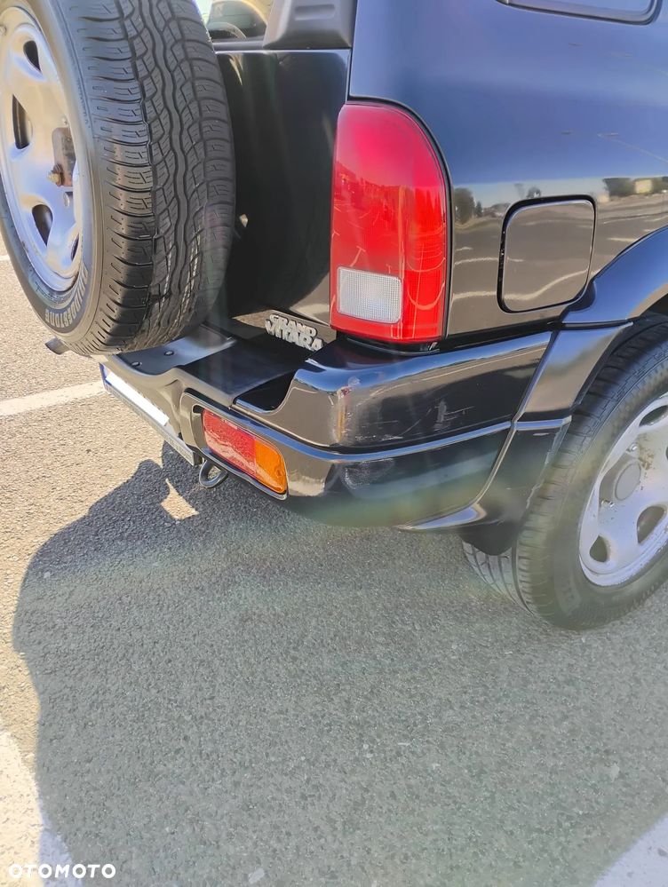 Suzuki Grand Vitara 2.0 - 15