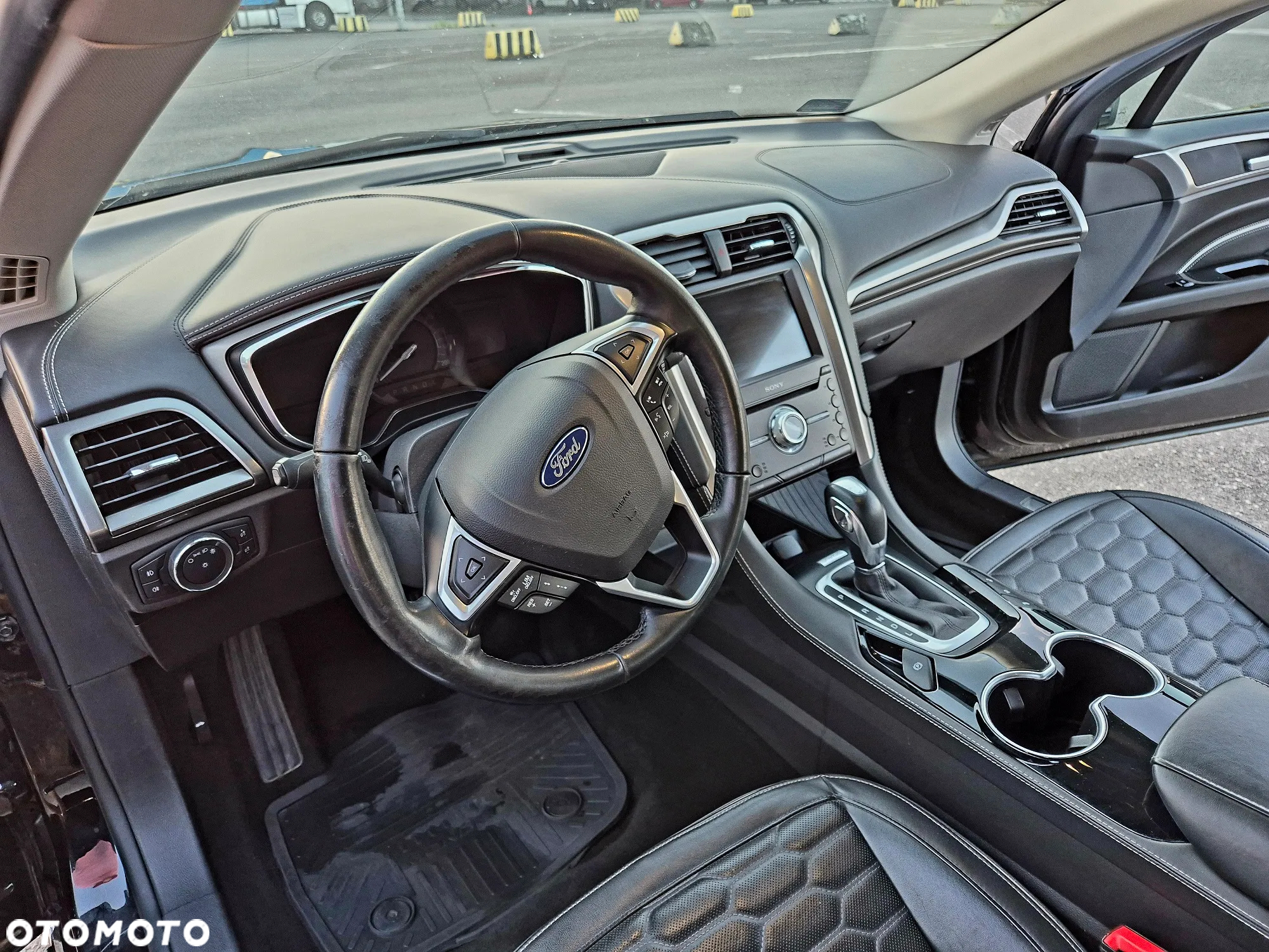 Ford Mondeo 2.0 Hybrid Vignale - 9