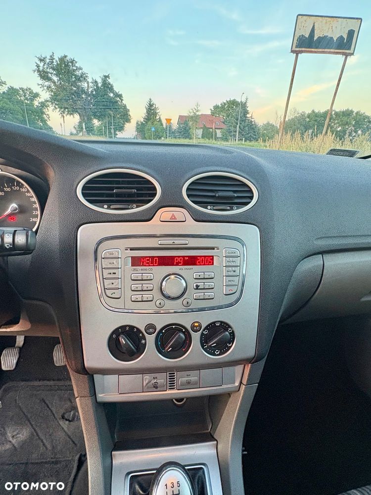 Ford Focus 1.6 TDCi Trend - 16