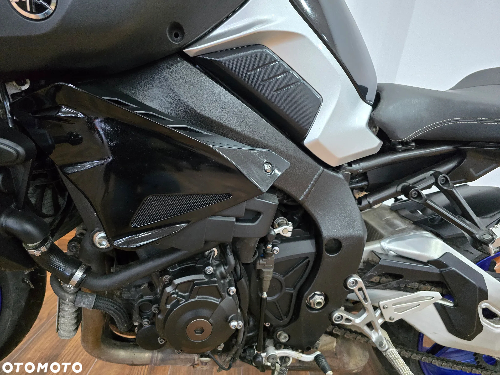 Yamaha MT - 24