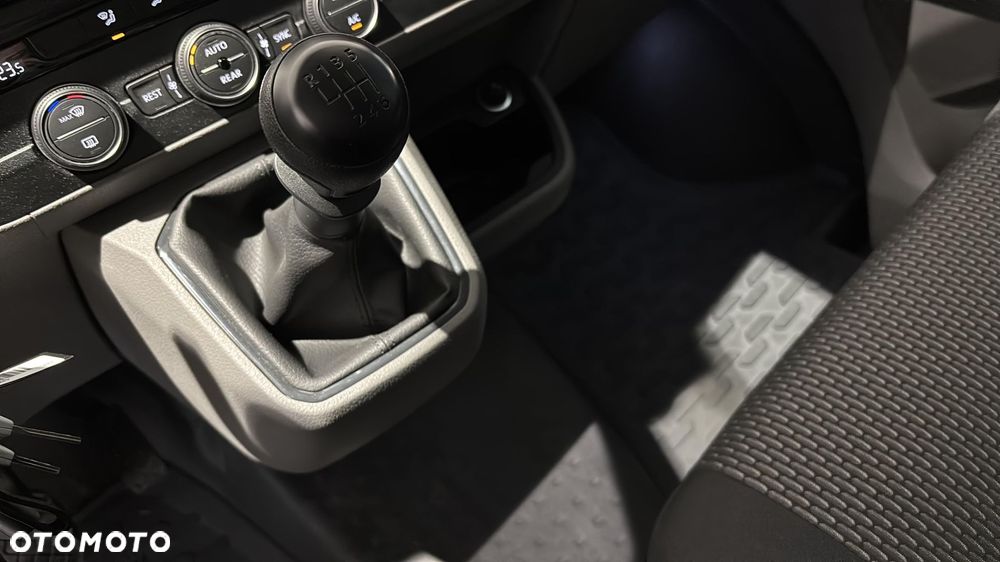 Volkswagen Caravelle 2.0 TDI L2 Trendline - 15