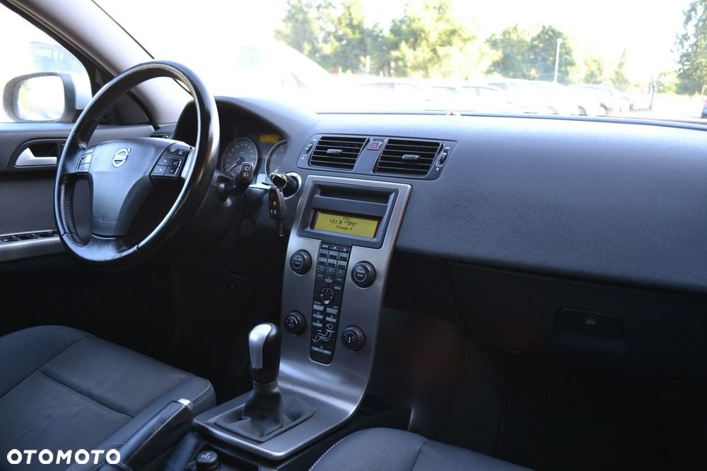Volvo V50 - 11