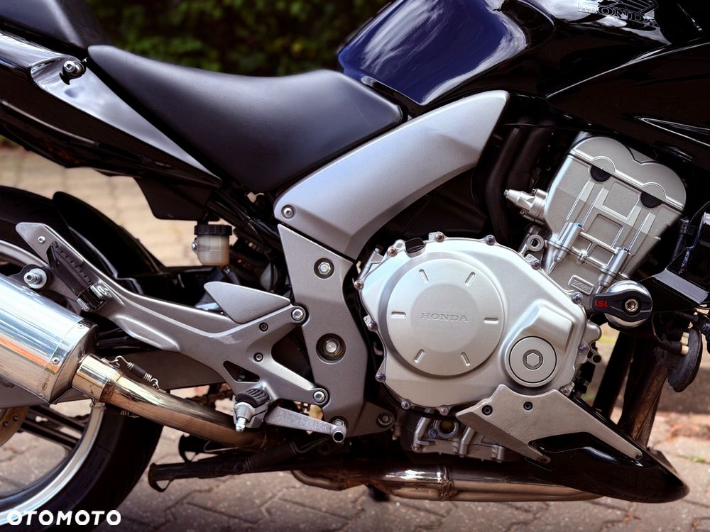 Honda CBF - 10