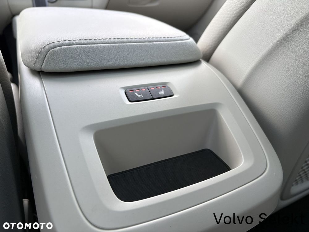 Volvo XC 60 - 24