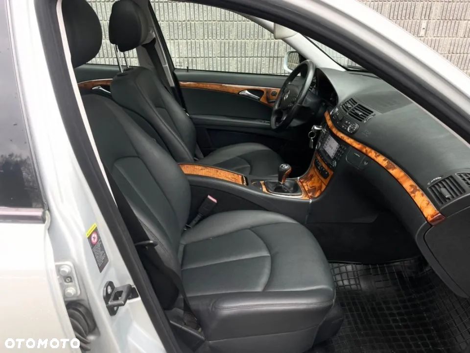 Mercedes-Benz Klasa E - 6