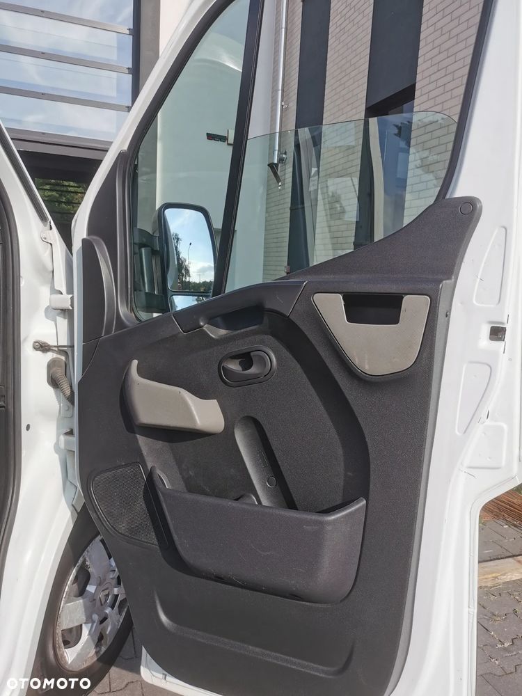 Renault Master - 18