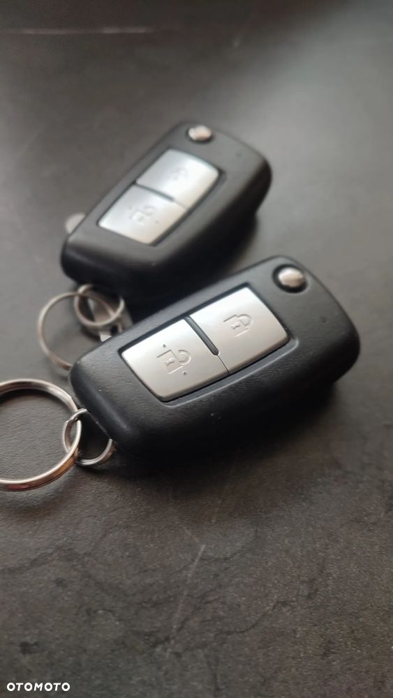 Nissan Qashqai 1.2 DIG-T Acenta Xtronic EU6 - 17