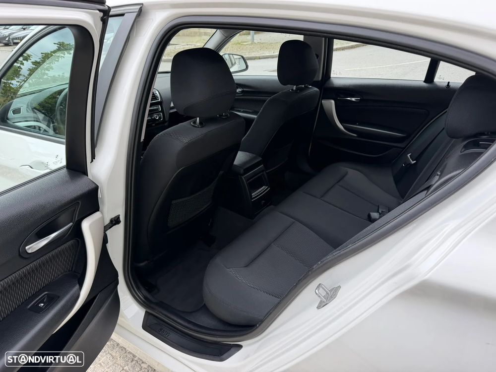 BMW 118 i Sport Line - 6