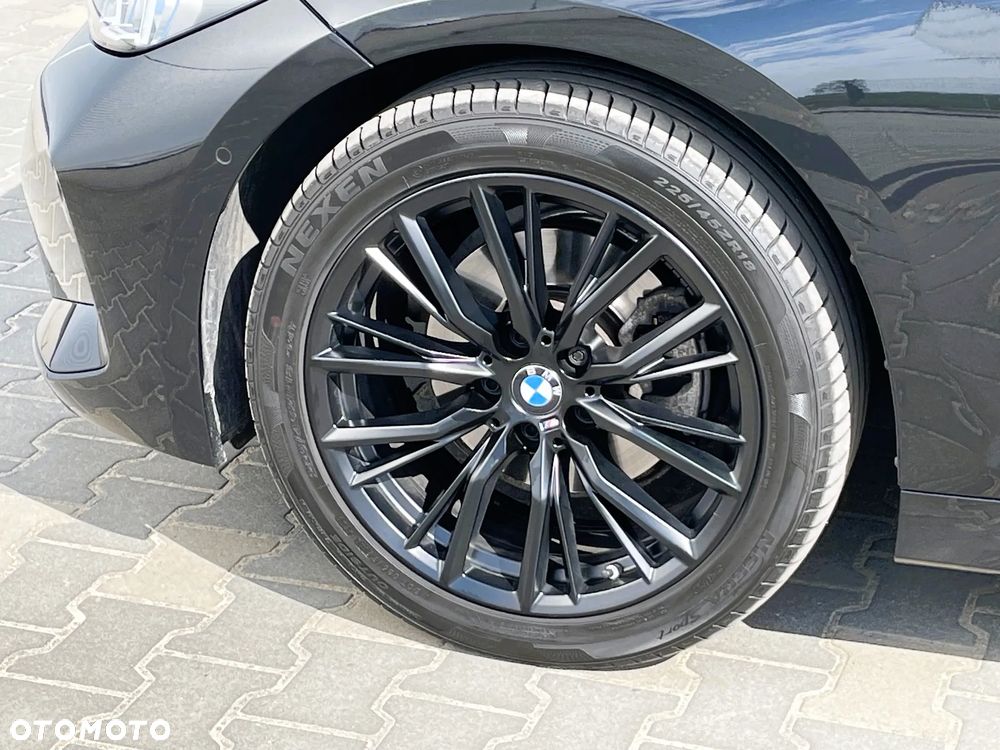 BMW Seria 3 320d xDrive MHEV M Sport sport - 39