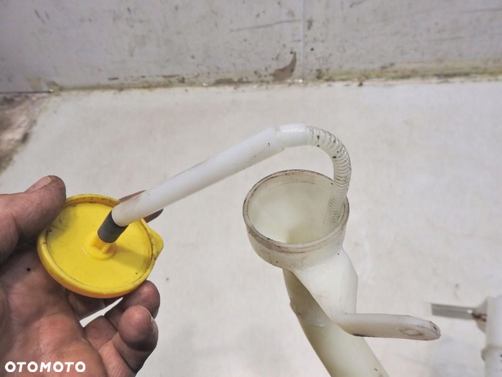 ZBIORNICZEK SPRYSKIWACZY SUBARU OUTBACK IV 2.0 D 100-20953 100-20954 - 7