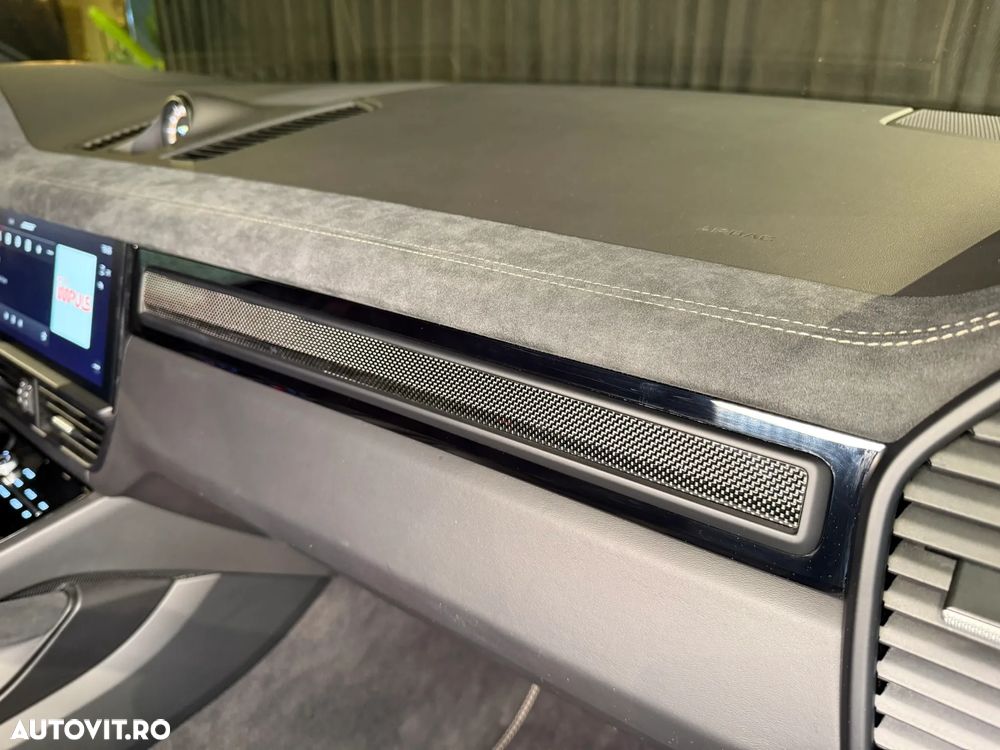 Porsche Cayenne Coupe - 35