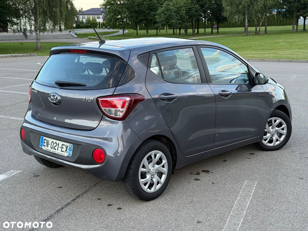 Hyundai i10 - 10