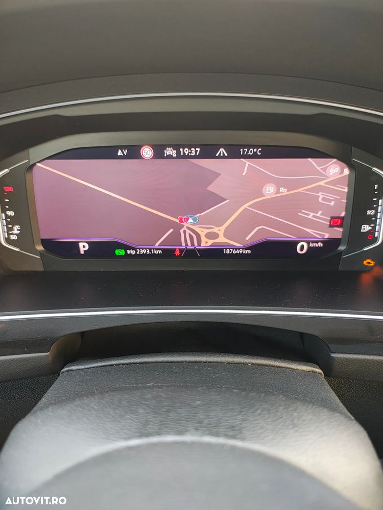 Volkswagen Tiguan 2.0 TDI SCR 4MOTION DSG Elegance - 19