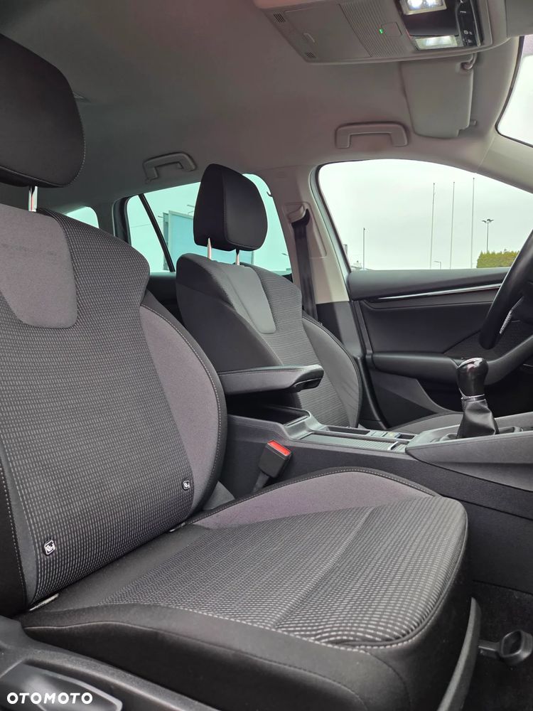 Skoda Octavia 1.5 TSI ACT Ambition - 17