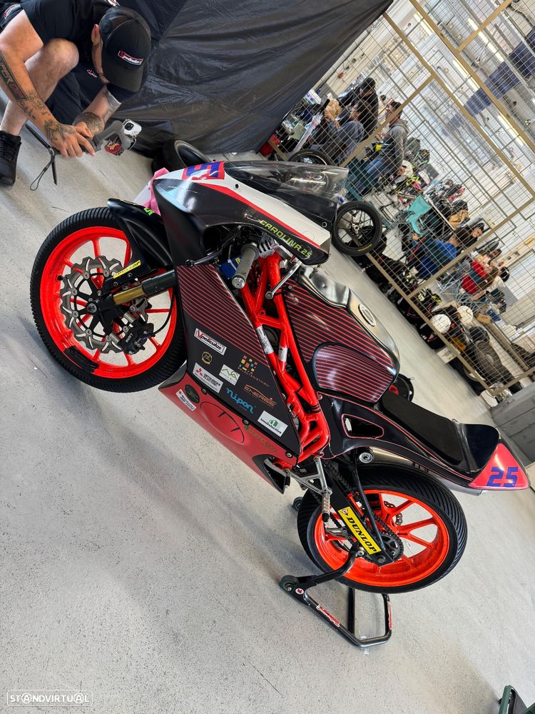 Outra não listada Outra - 2