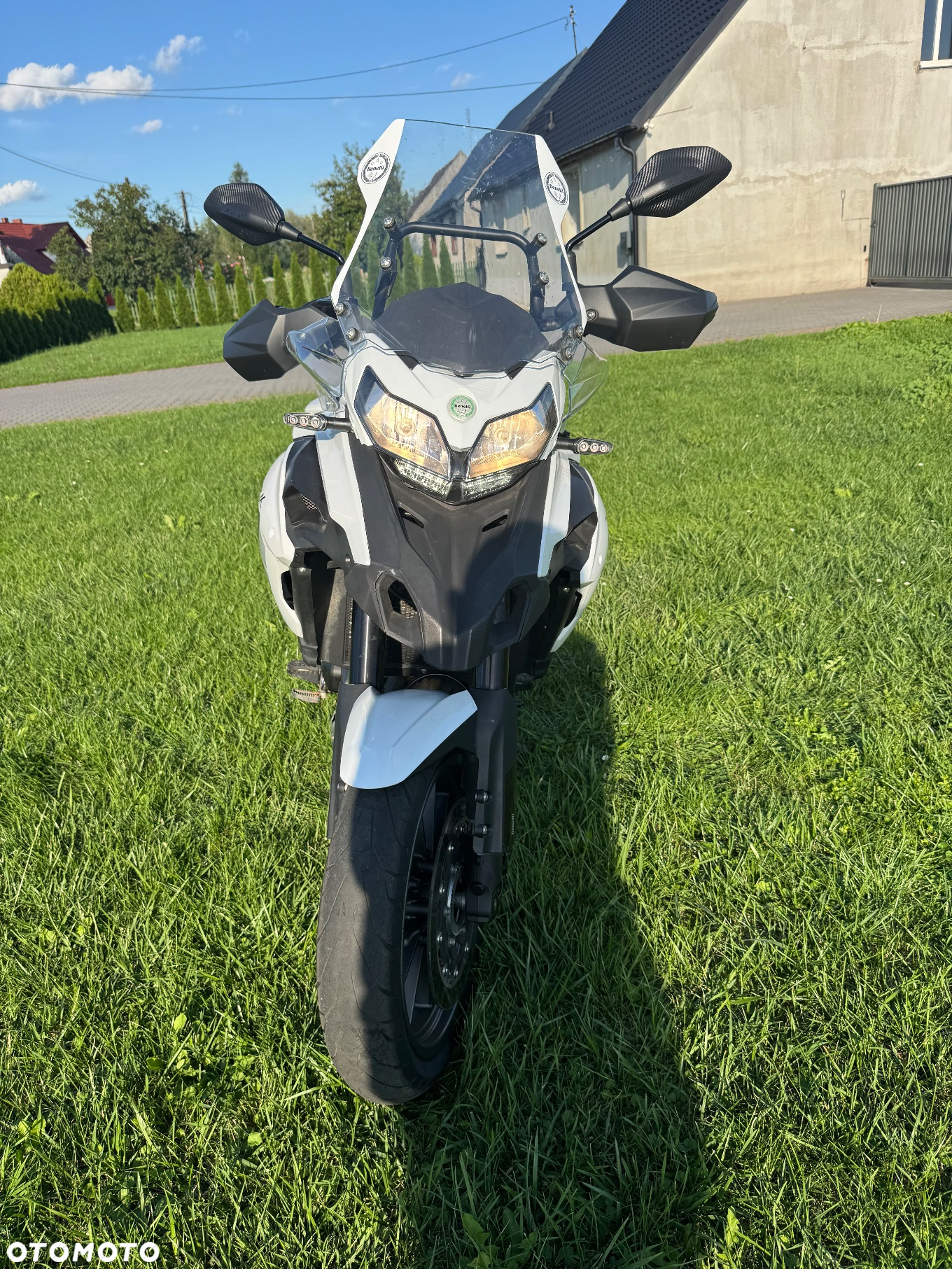 Benelli TRK 502 - 13