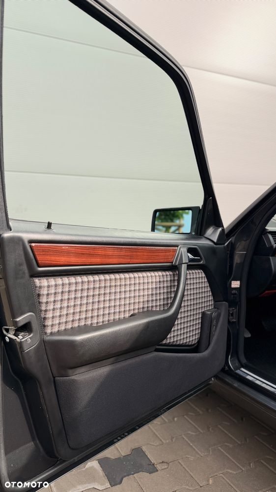 Mercedes-Benz W124 (1984-1993) - 20