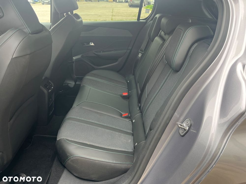 Peugeot 308 PureTech 130 EAT8 Allure - 13