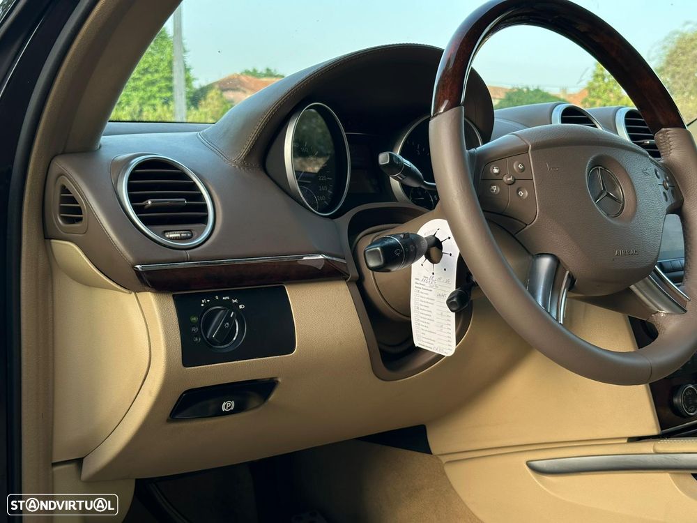 Mercedes-Benz GL 320 CDI 4Matic 7G-TRONIC - 26