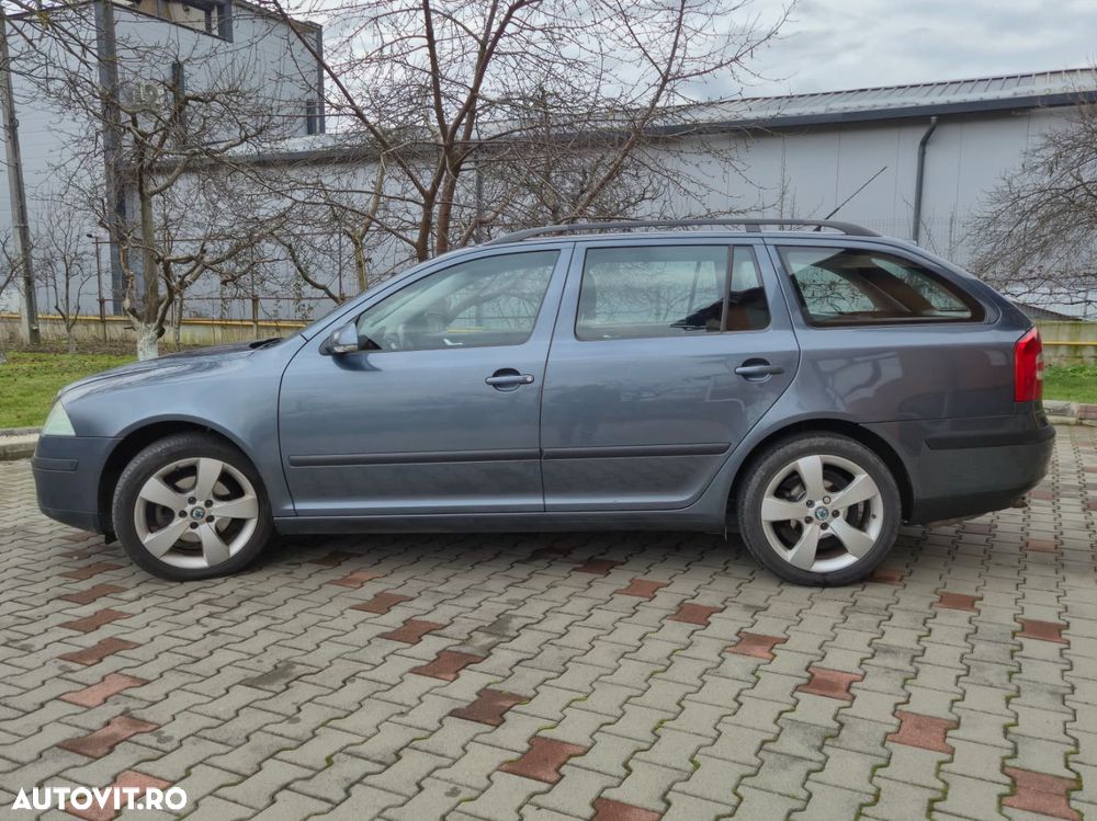 Skoda Octavia Combi 1.9 TDI DSG Classic - 4