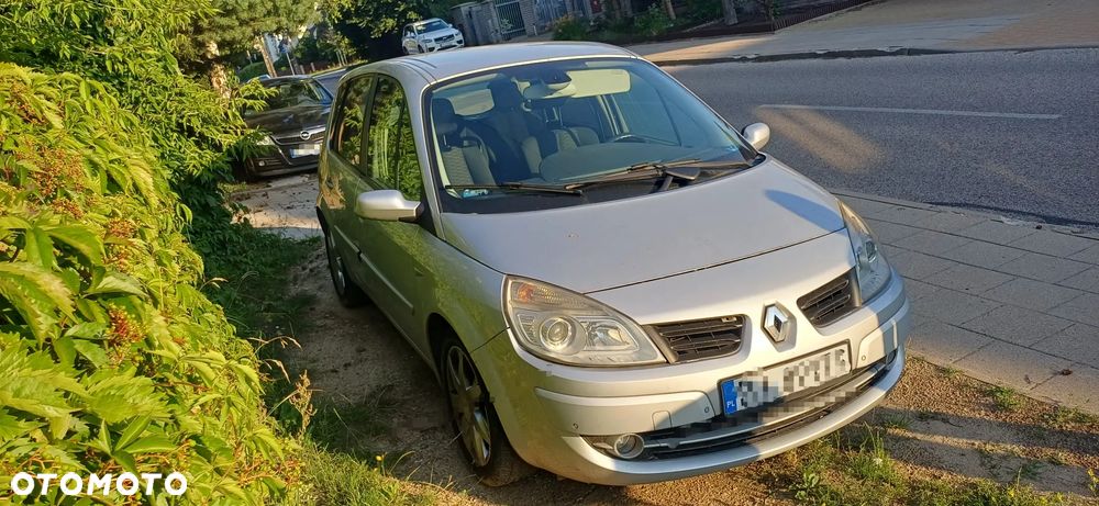 Renault Scenic - 1