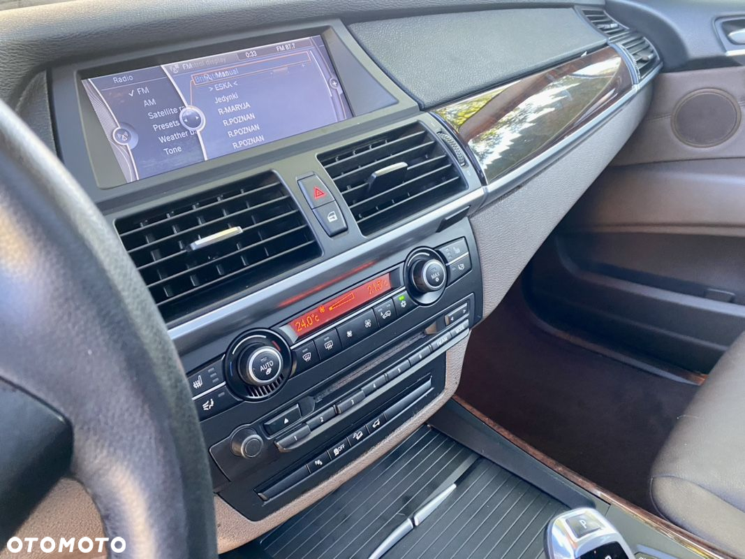 BMW X5 xDrive35i Edition Exclusive - 15