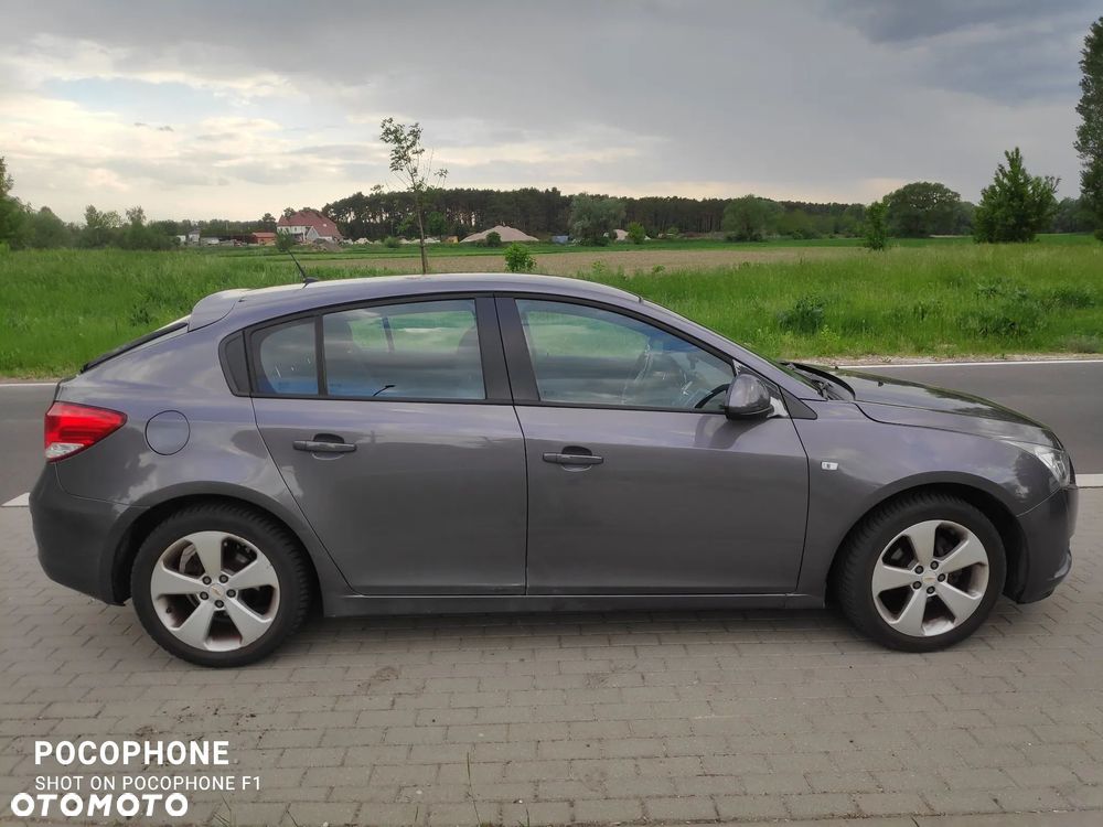Chevrolet Cruze - 5