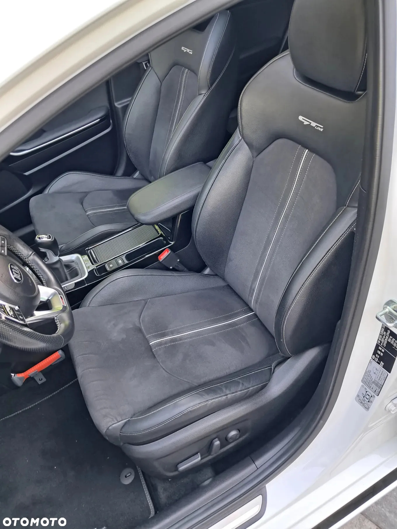 Kia ProCeed 1.5 T-GDI GT Line - 30