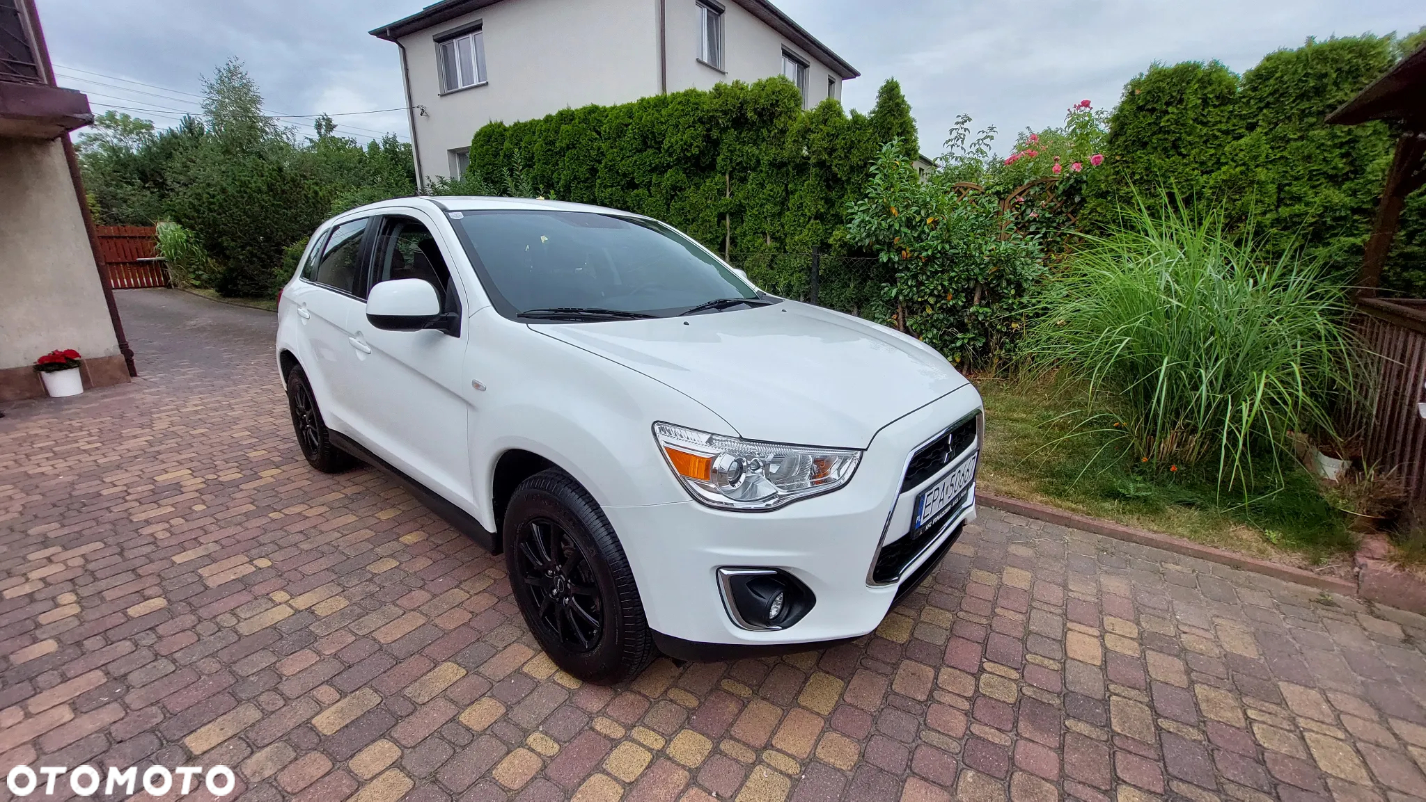 Mitsubishi ASX 1.6 DI-D 4WD Plus - 3