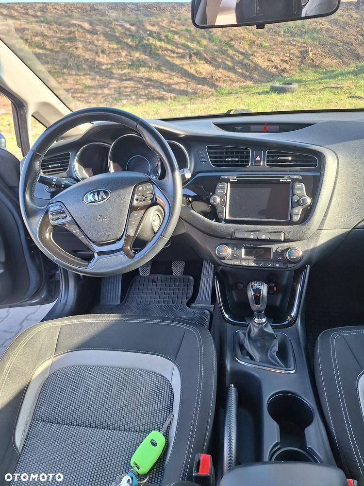 Kia Ceed 1.6 GDI Business Line - 8