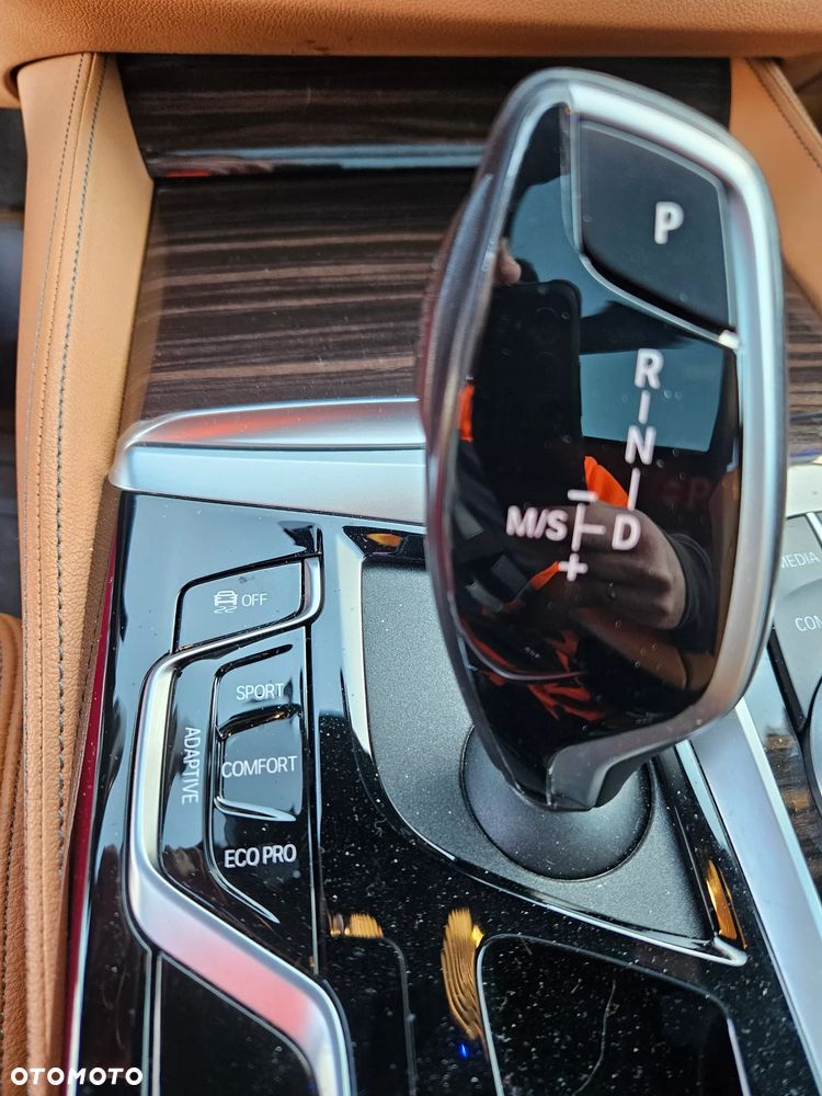 BMW Seria 5 530i - 16