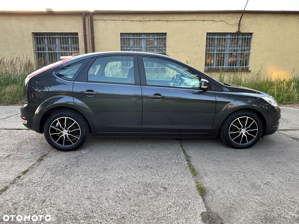 Ford Focus 1.6 16V Black Magic - 8