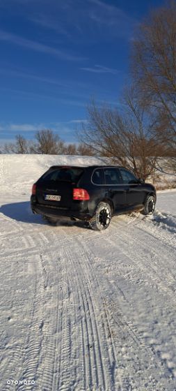 Porsche Cayenne - 27