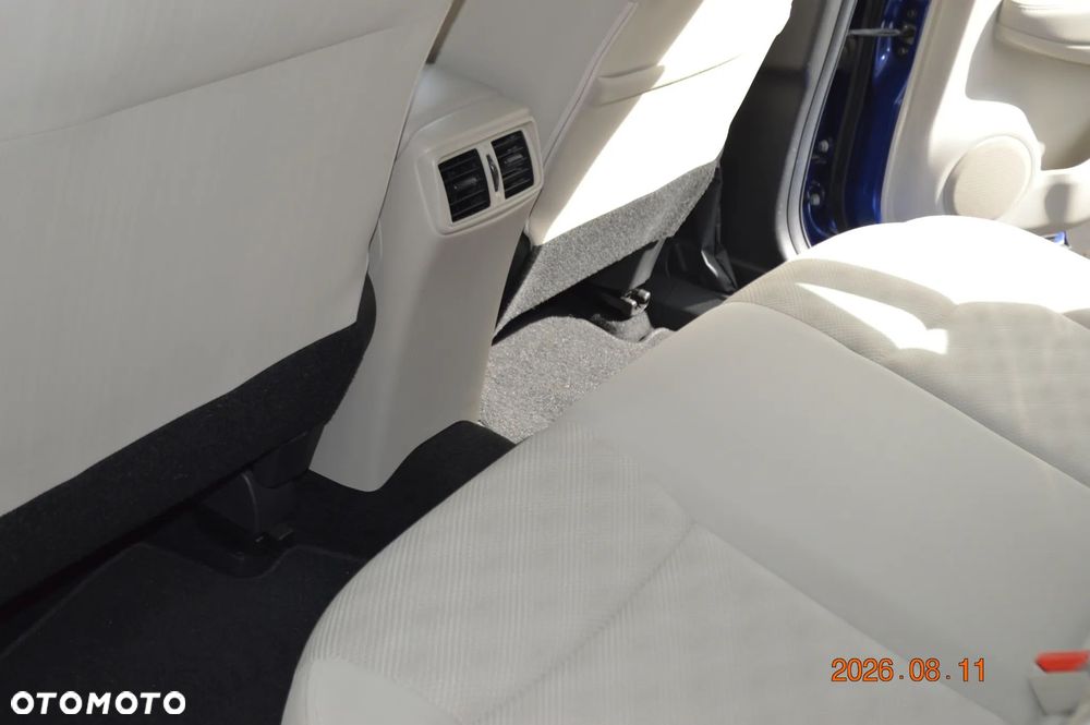 Nissan Rogue - 13