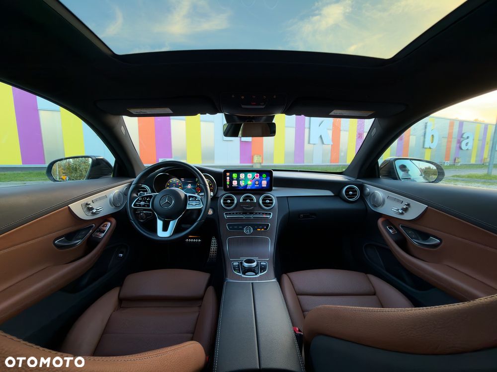Mercedes-Benz Klasa C 300 4MATIC 9G-TRONIC - 23