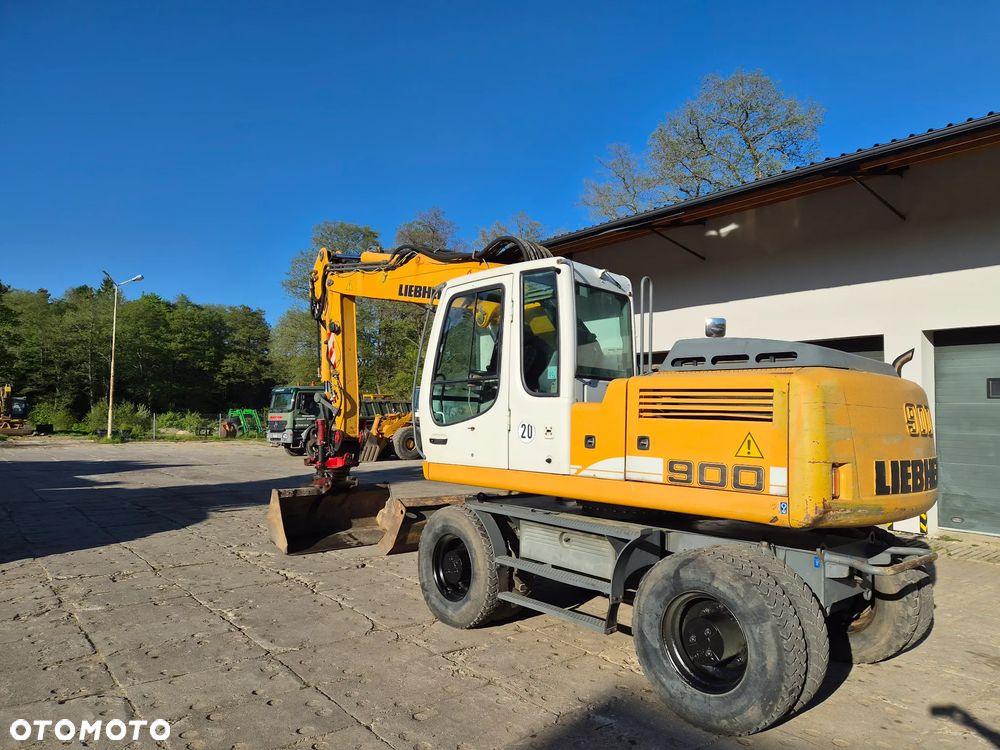 Liebherr A900C - 7