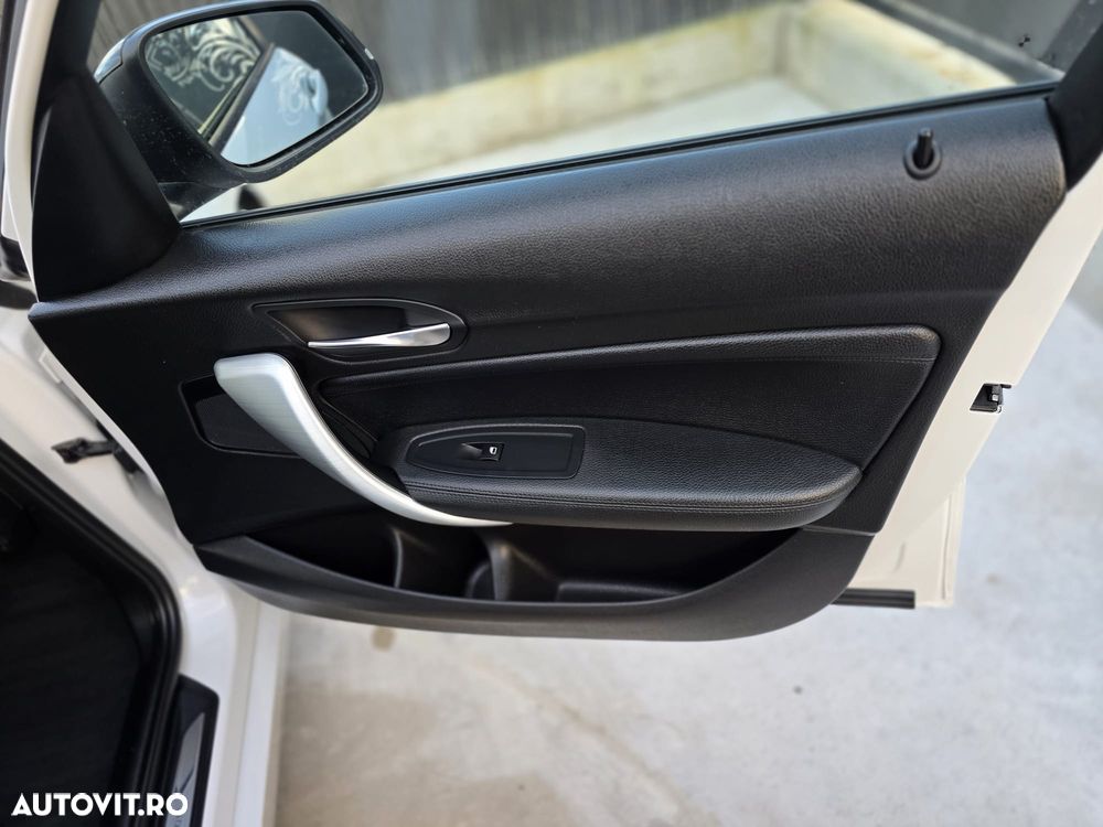 BMW Seria 1 116d EfficientDynamics Edition Sport Line - 21