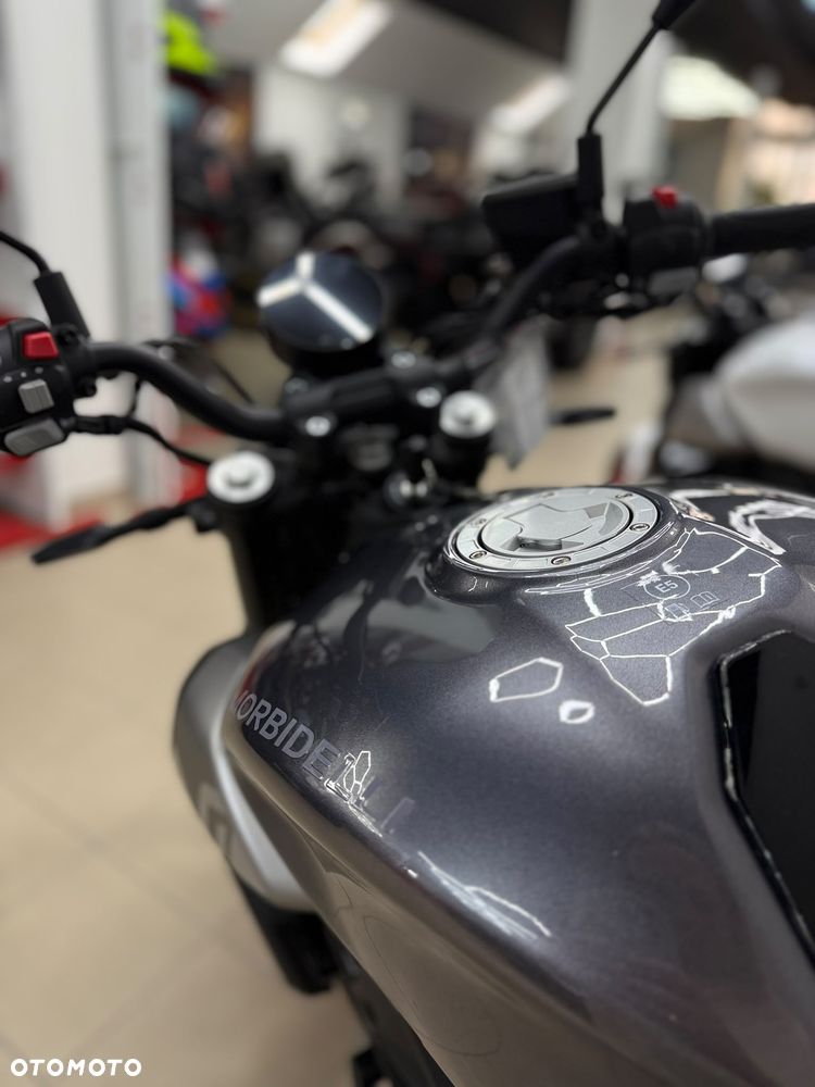 Morbidelli N125V - 17