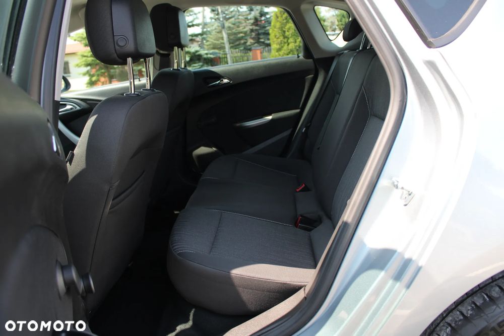 Opel Astra - 18