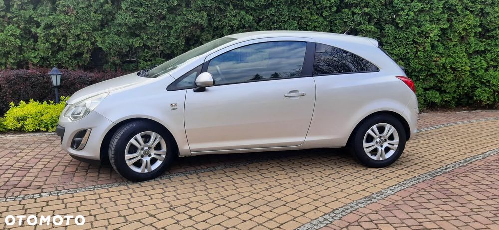 Opel Corsa - 10