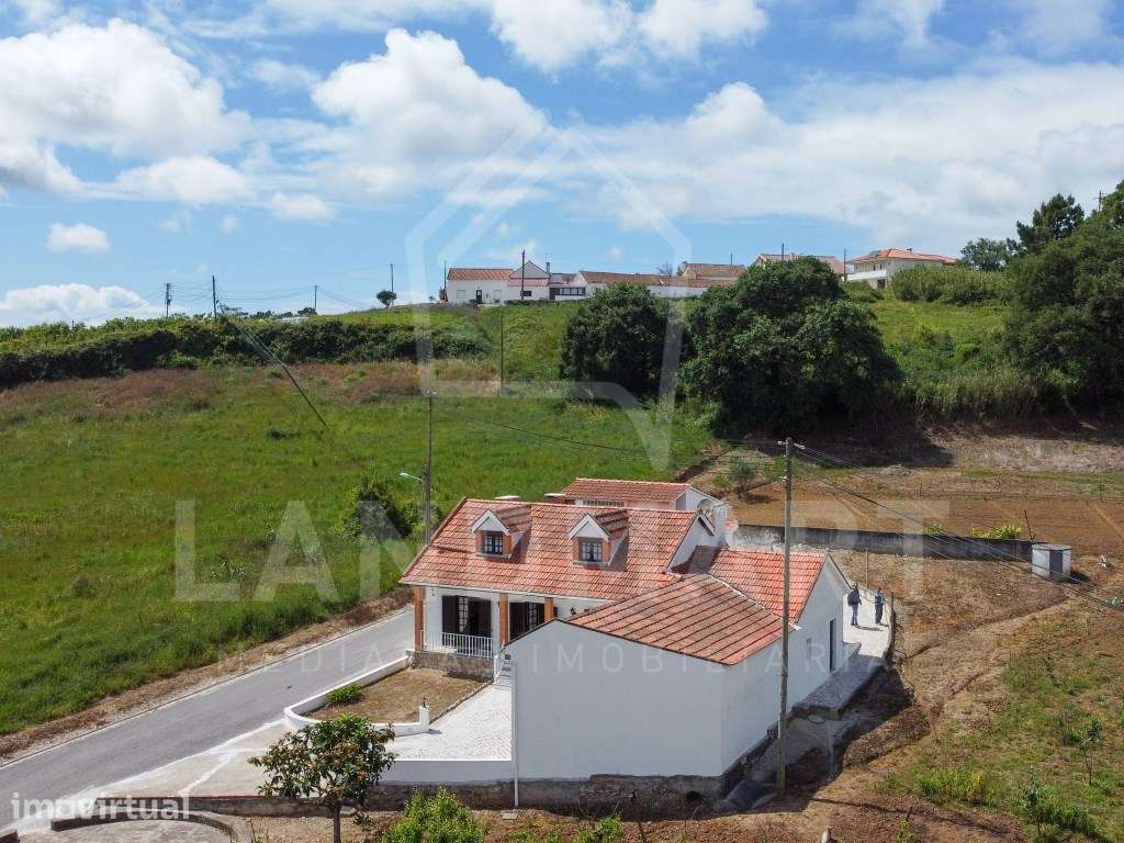 Moradia T3, Melgaço - Cela - Grande imagem: 4/27