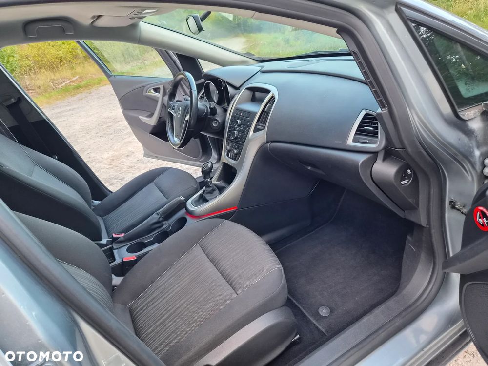 Opel Astra - 24