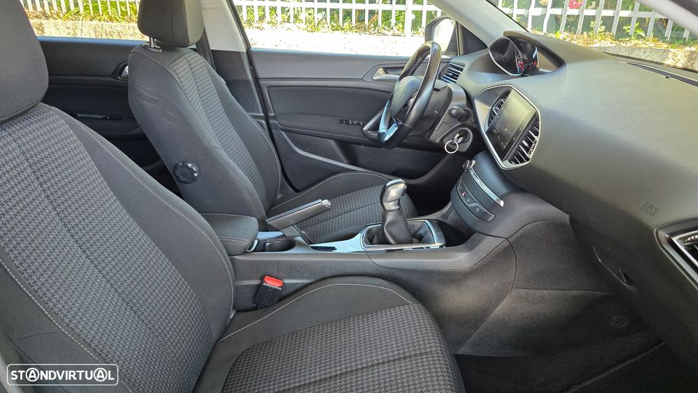 Peugeot 308 SW 1.6 BlueHDi Style - 19