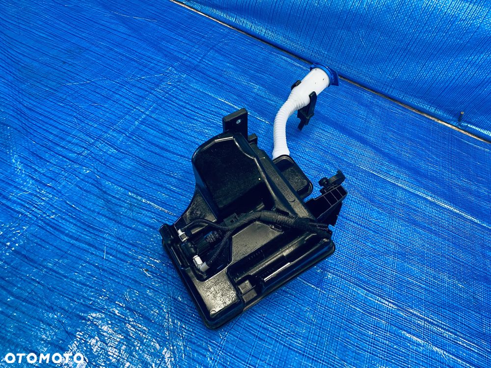 ZBIORNICZEK ZBIORNIK PŁYNU SPRYSKIWACZY POMPKA KOMPLETNY SKODA RAPID LIFT 2017R  6R0955453D 6R0955453E 6R0955453G 6R0955453H ORYGINAŁ - 6