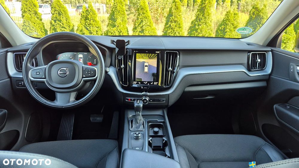 Volvo XC 60 D4 Momentum Pro - 13